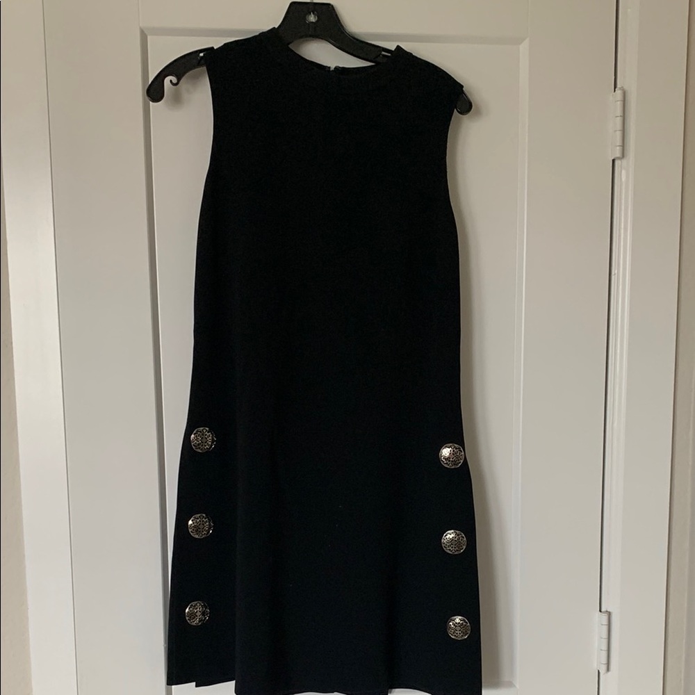 Elie Tahari Black Sleeveless Mock Neck Sheath Dress